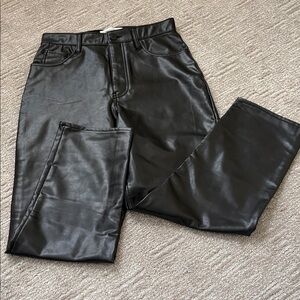 Abercrombie & Fitch Black Cropped Leather Pants!! EUC 🙌